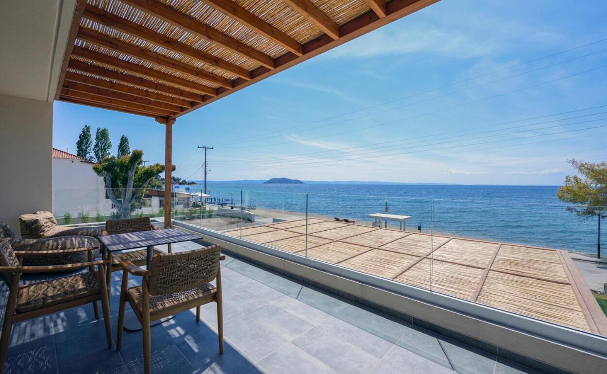 Amyntas Seafront Hotel ネオス・マルマラス エクステリア 写真