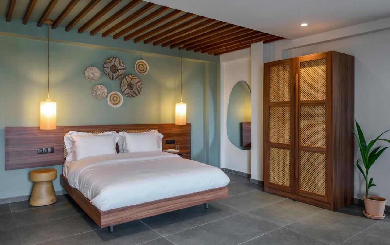Amyntas Seafront Hotel ネオス・マルマラス エクステリア 写真